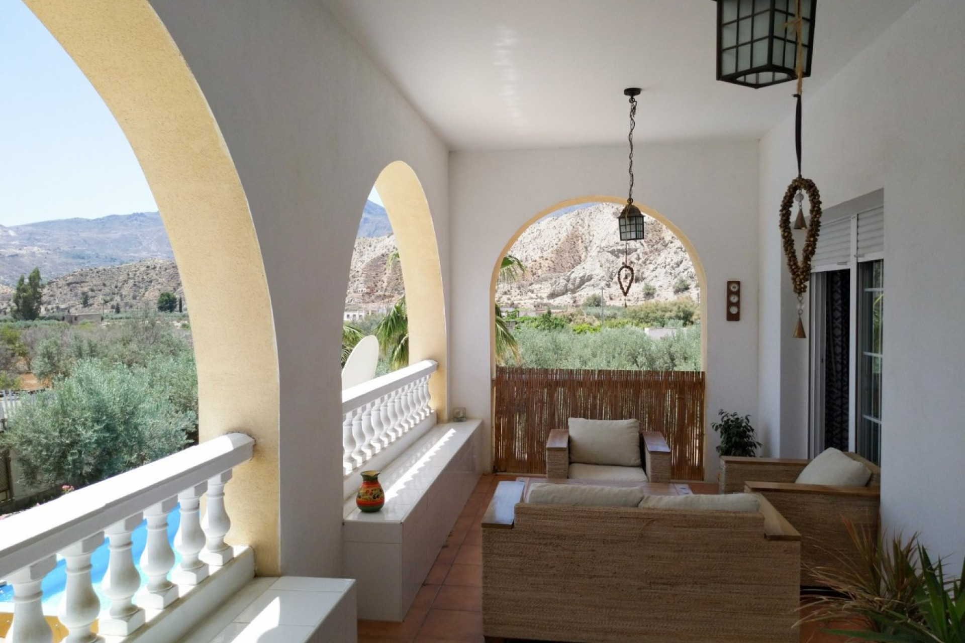 Revente - Casa con terreno - Alsodux - ALMERIA