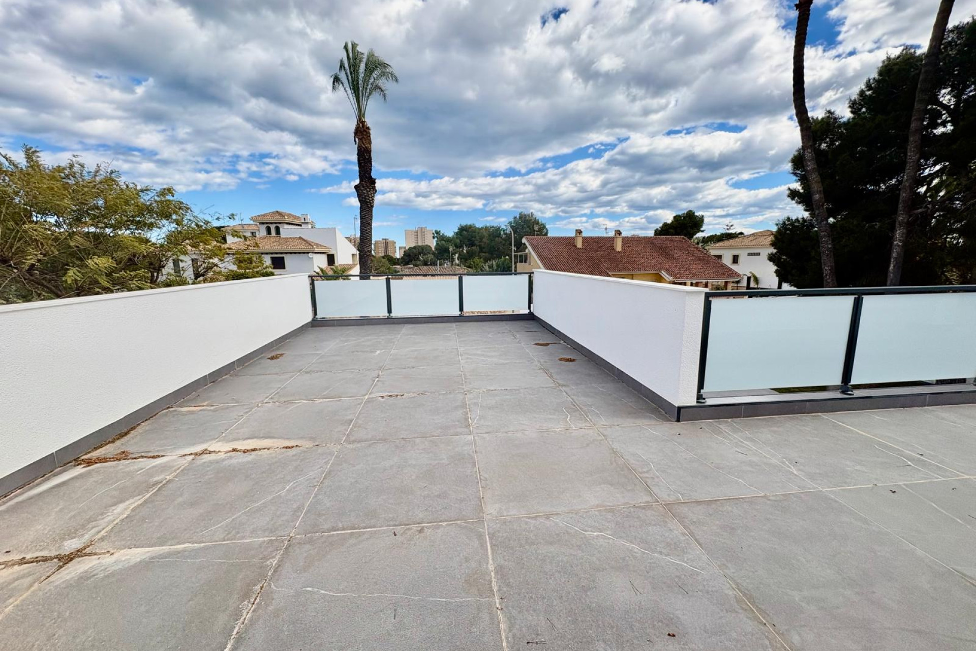 Revente - Chalet Independiente - Orihuela Costa