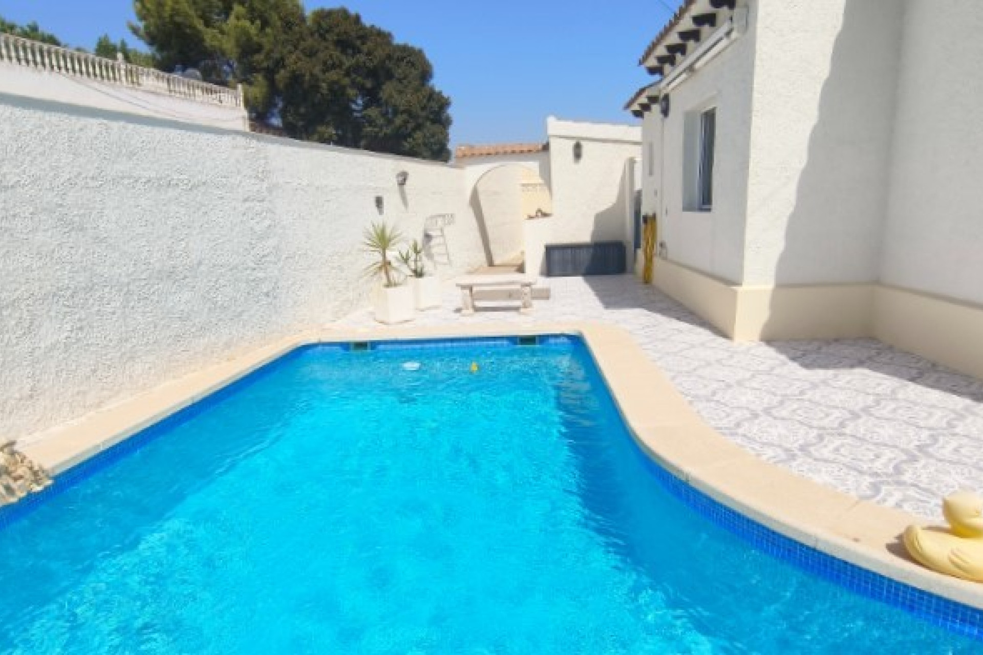 Revente - Chalet Independiente - San Miguel de Salinas