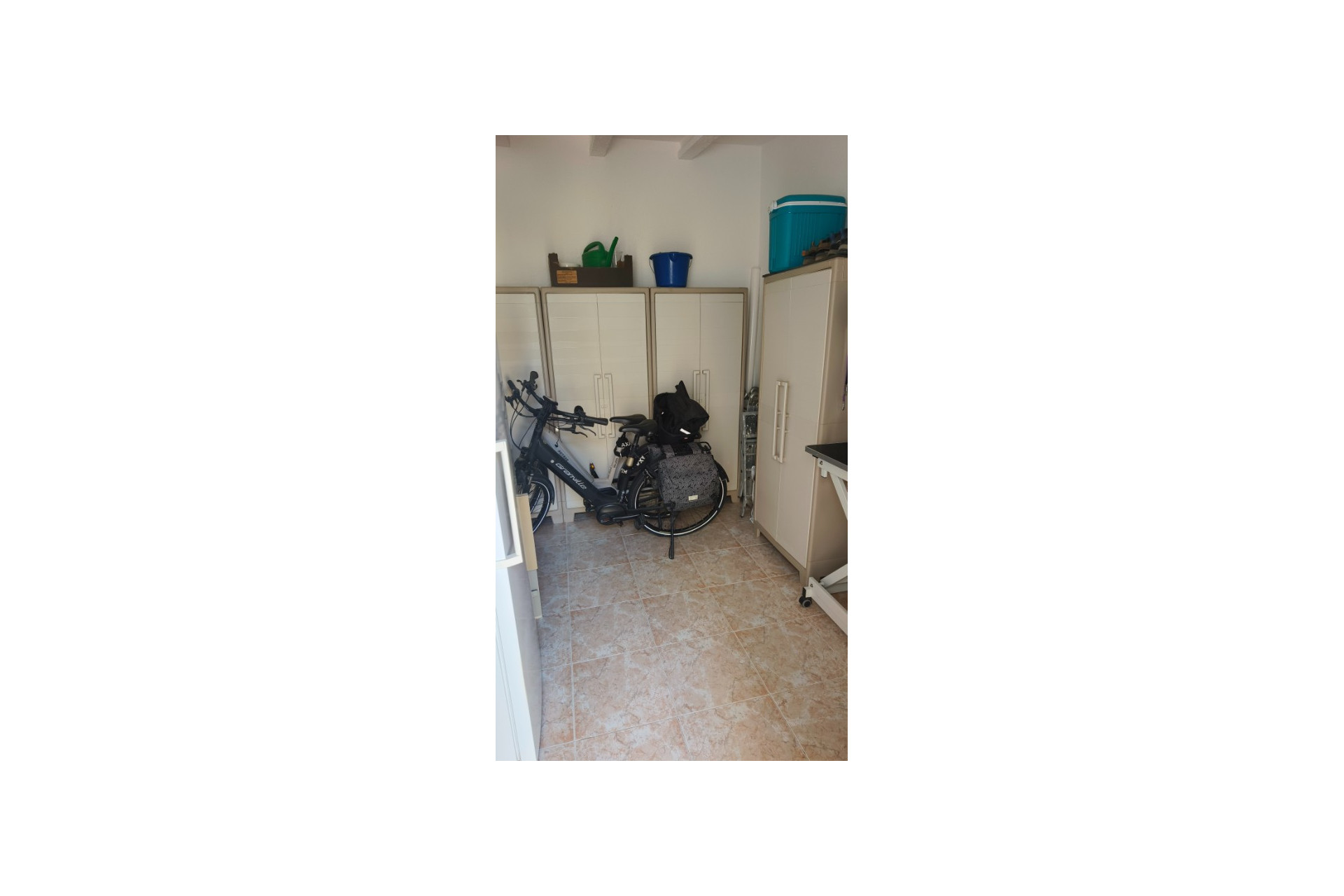 Revente - Chalet Independiente - San Miguel de Salinas