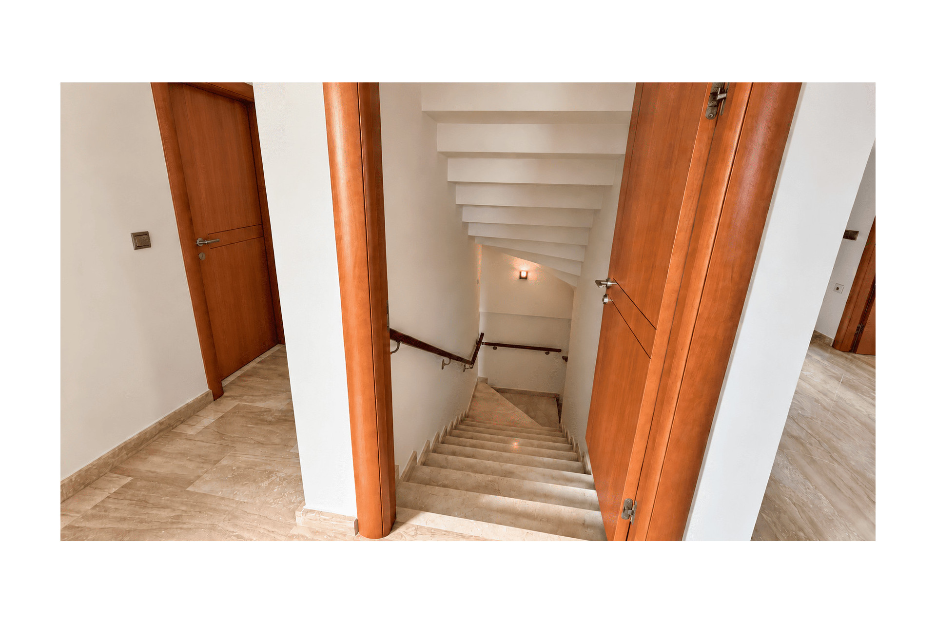 Revente - Chalet Independiente - San Miguel de Salinas