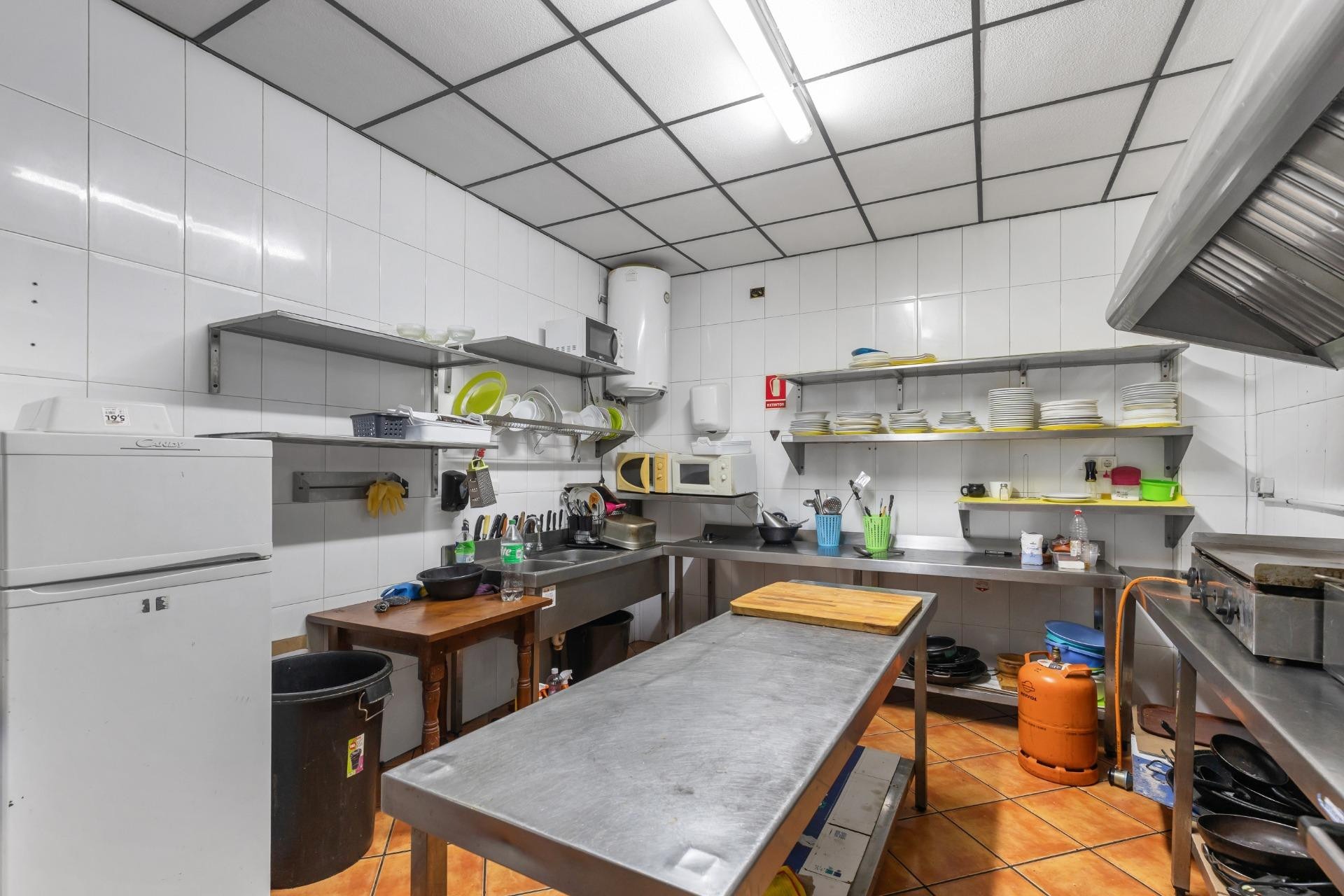 Revente - Commercial for sale - Torrevieja - Estacion de autobuses