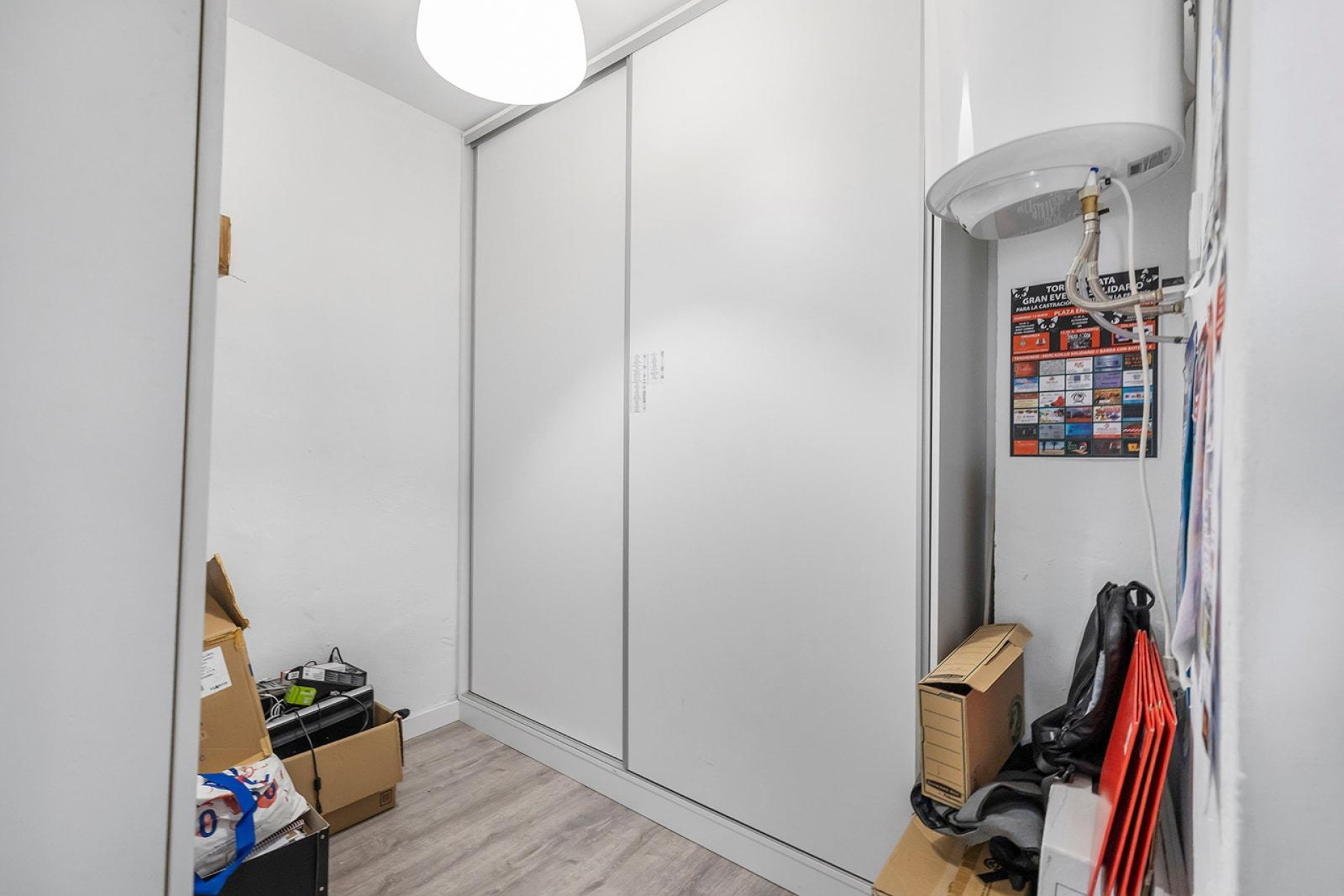 Revente - Commercial for sale - Torrevieja - La Mata pueblo