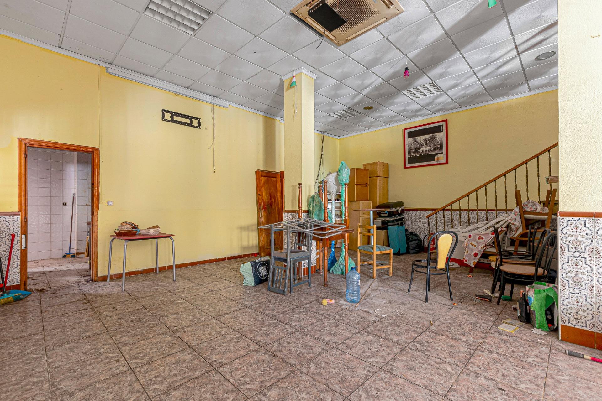 Revente - Commercial for sale - Torrevieja - Playa del cura