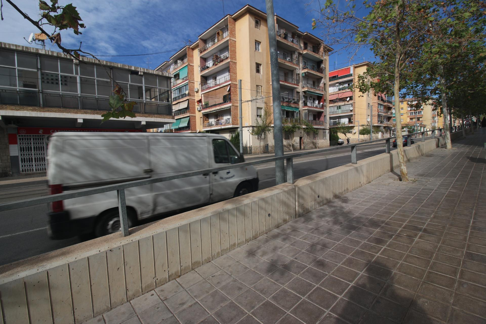 Revente - Commercial Unit - Alicante - Virgen del Remedio-Parque lo Morant