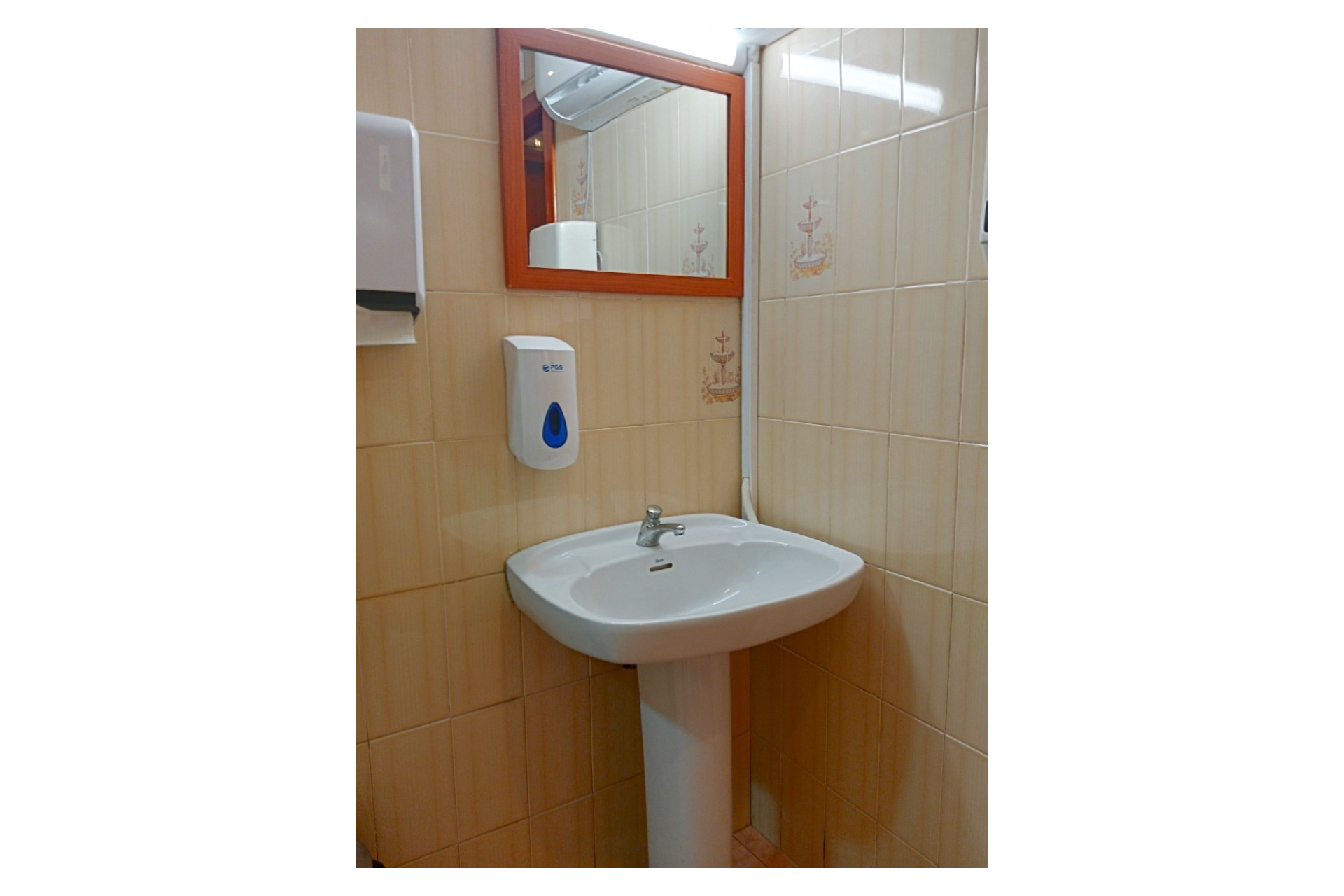 Revente - Commercial Unit - Benidorm - Zona de Poniente