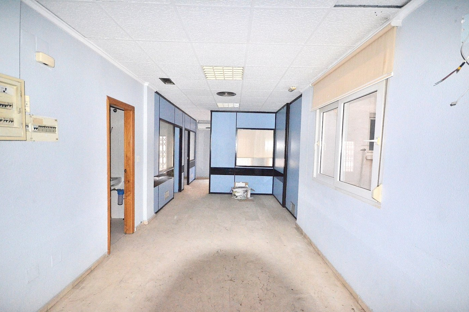 Revente - Commercial Unit - Torrevieja - Centro