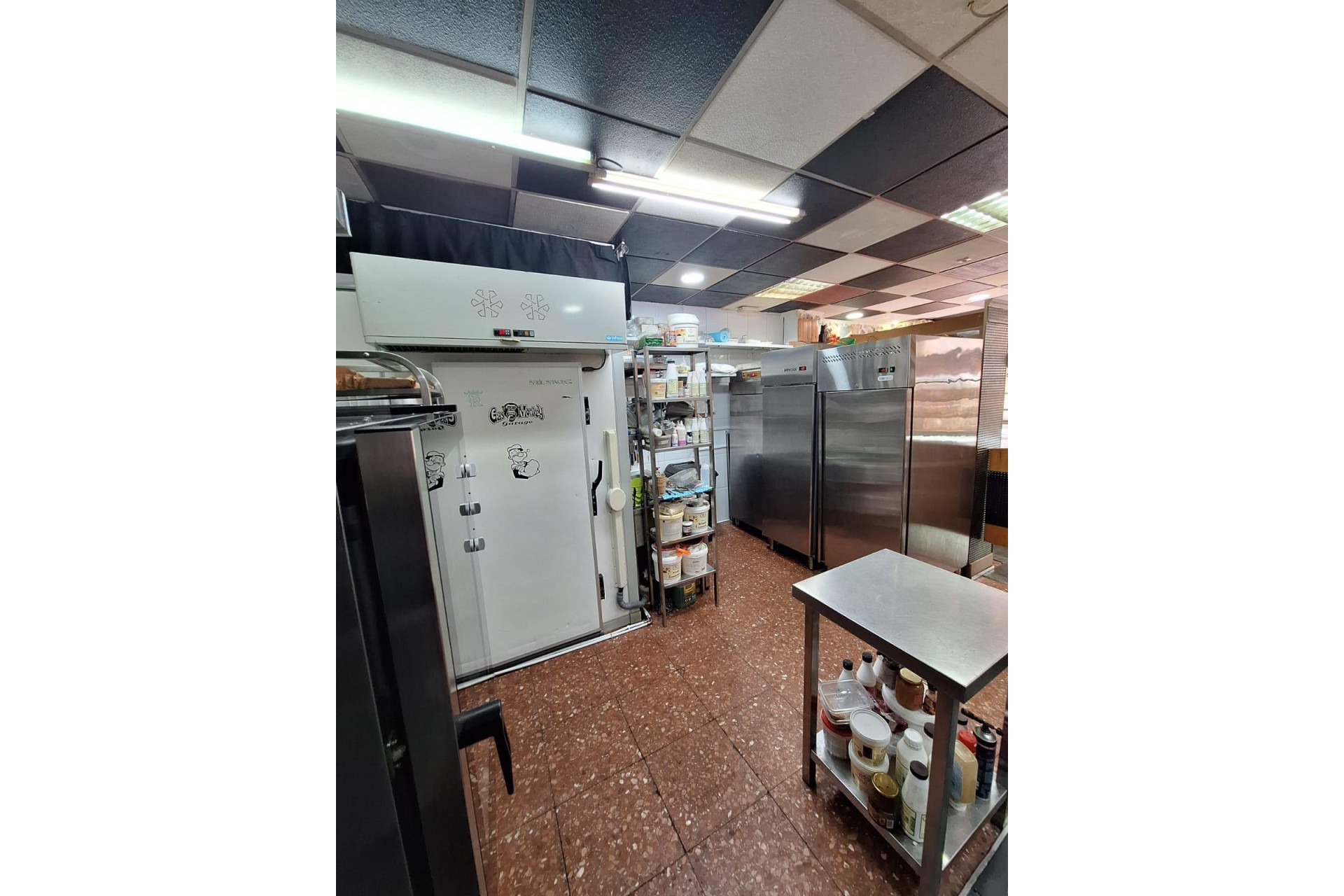 Revente - Commercial Unit - Torrevieja - Centro