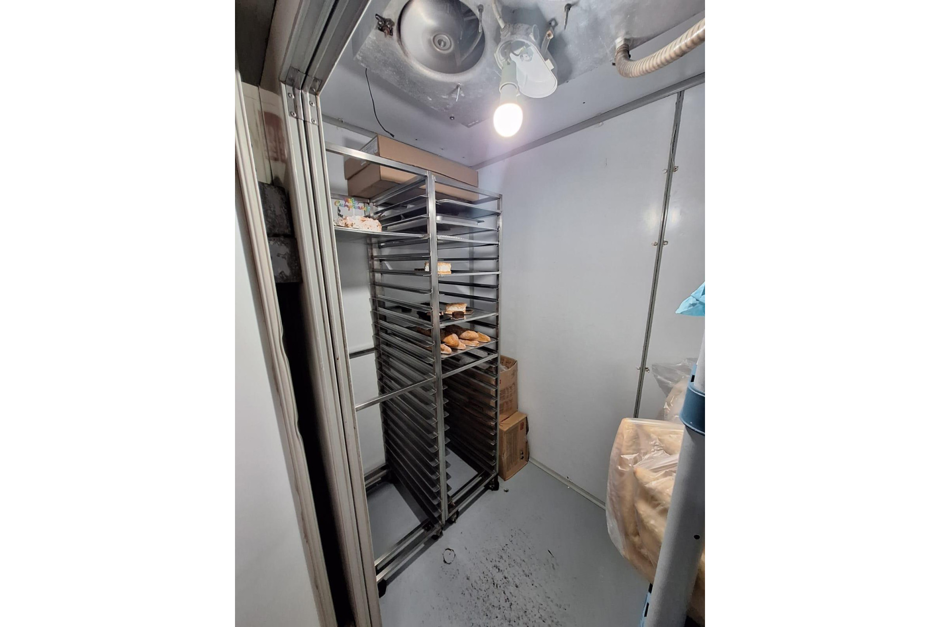 Revente - Commercial Unit - Torrevieja - Centro