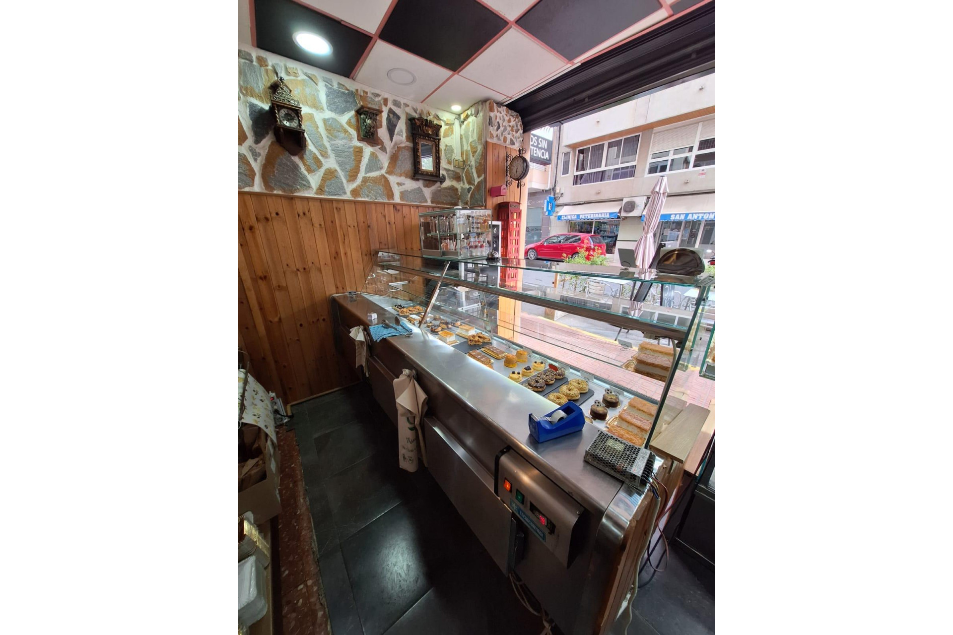 Revente - Commercial Unit - Torrevieja - Centro