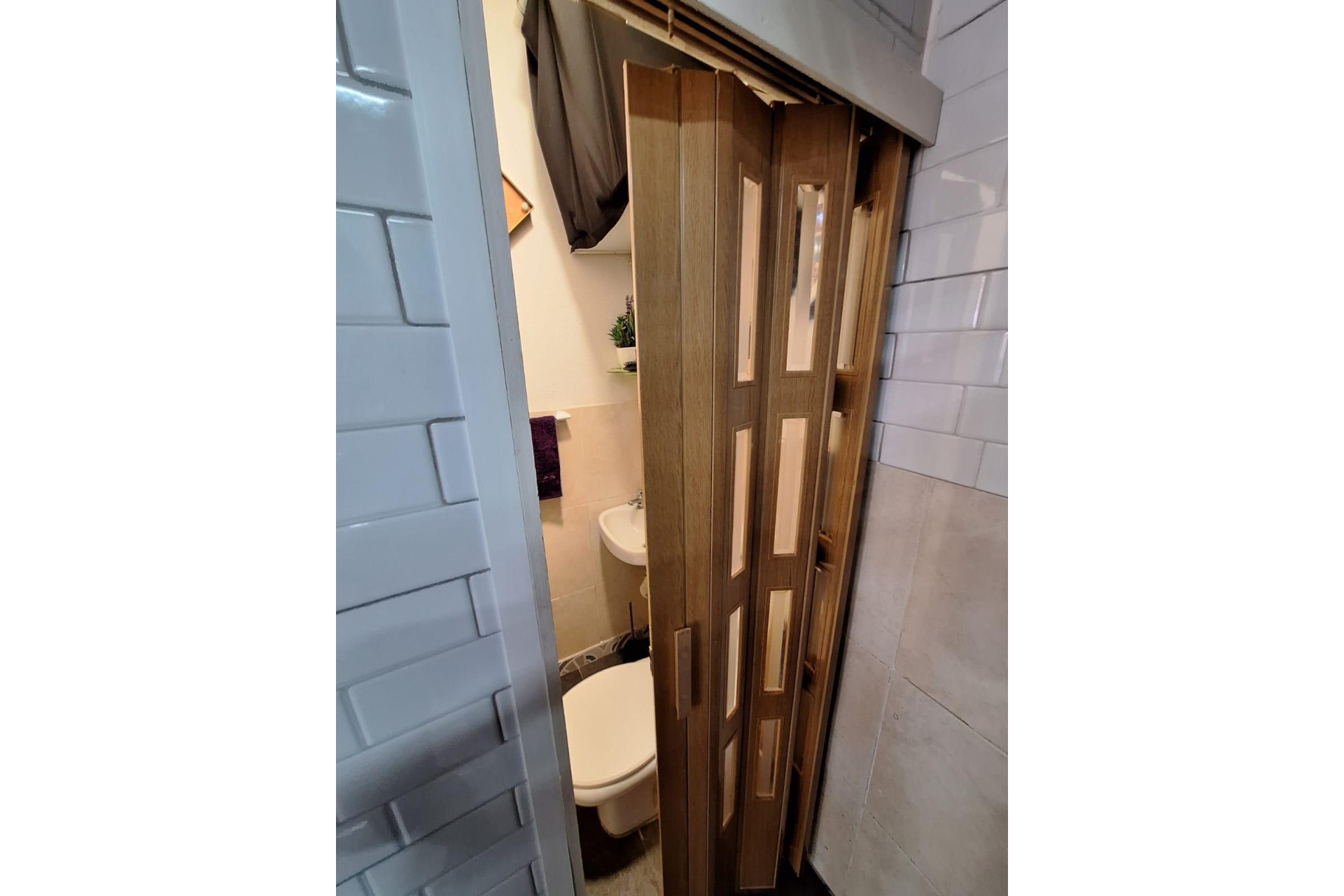 Revente - Commercial Unit - Torrevieja - Centro