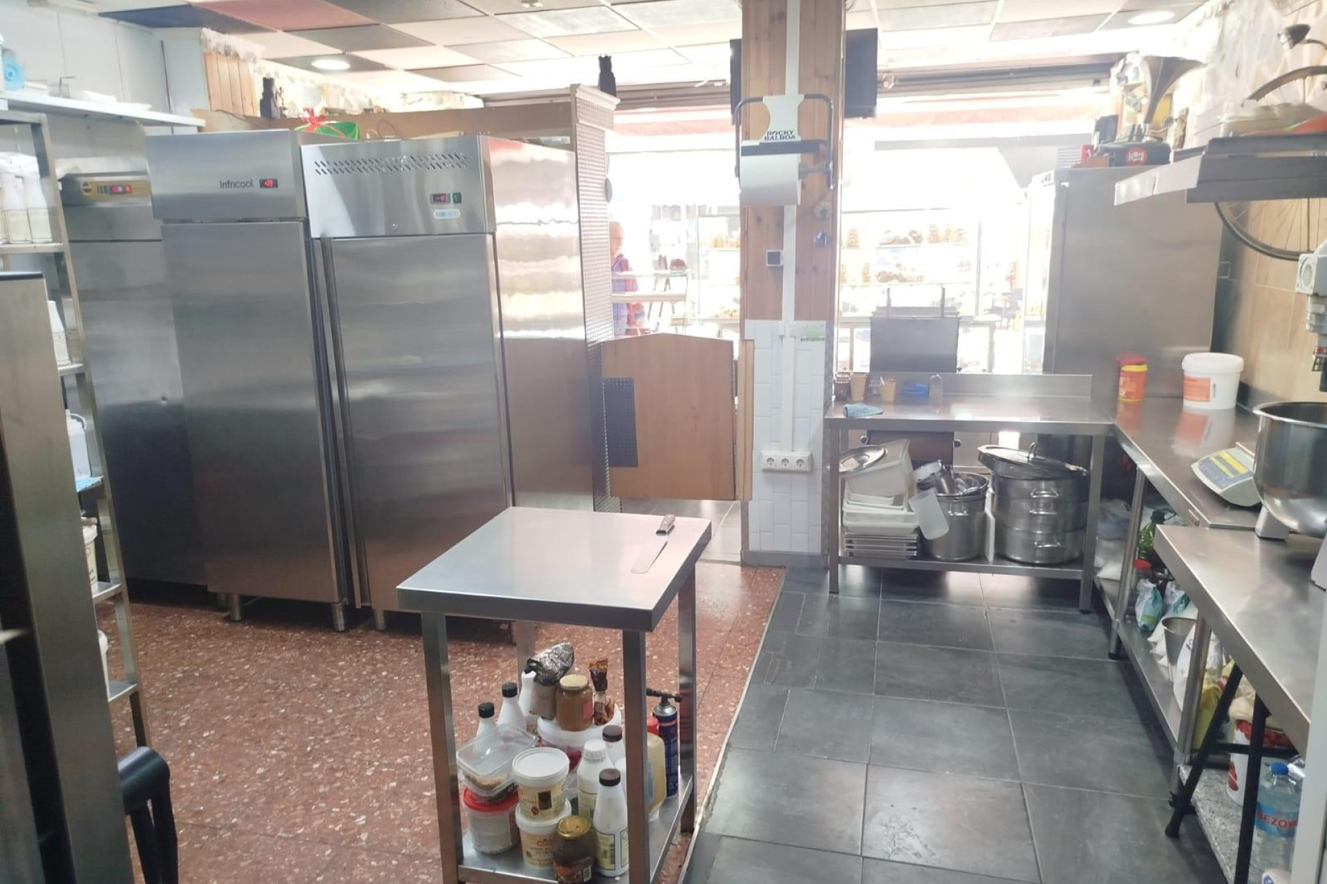 Revente - Commercial Unit - Torrevieja - Centro