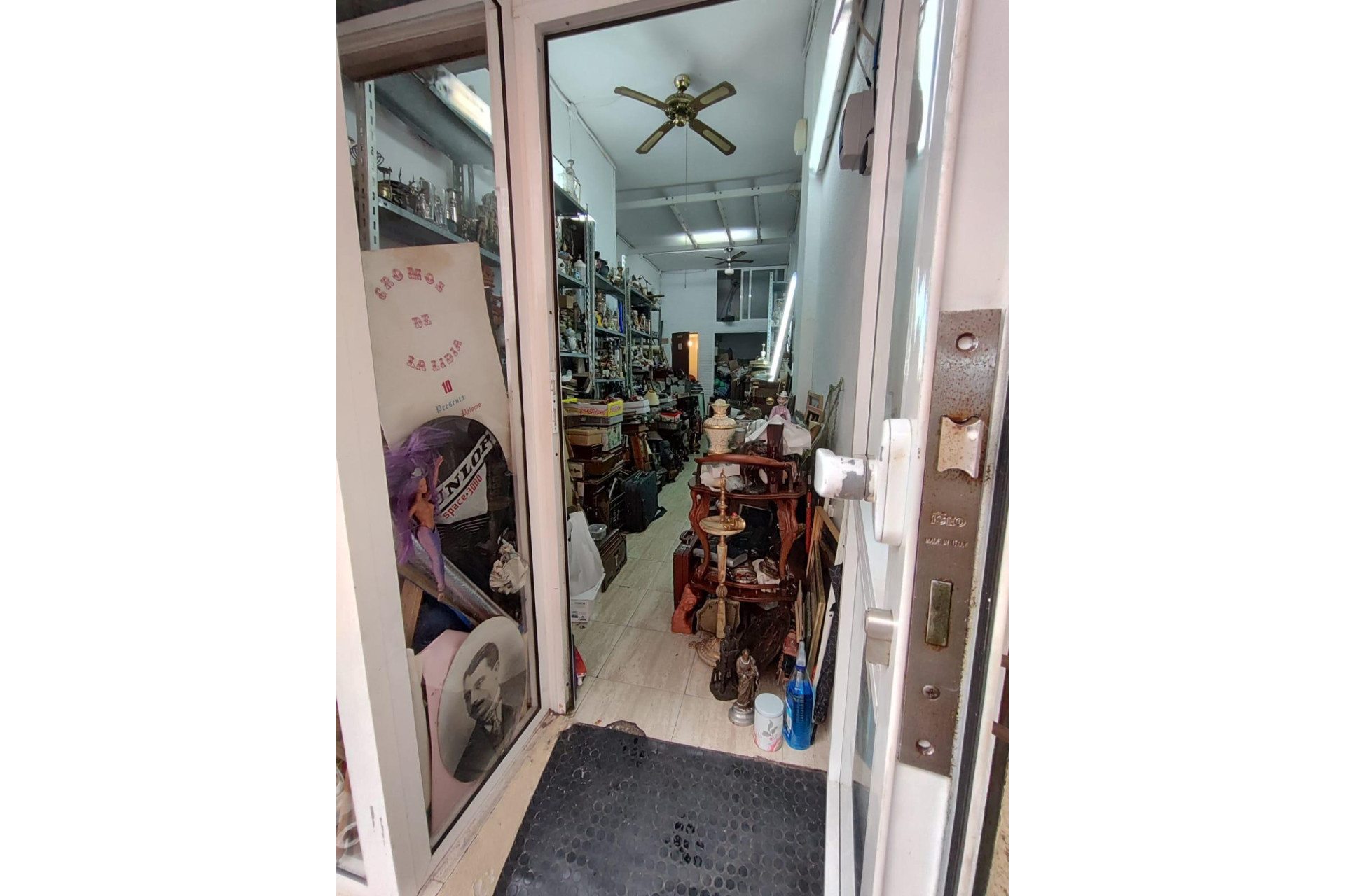 Revente - Commercial Unit - Torrevieja - Habaneras