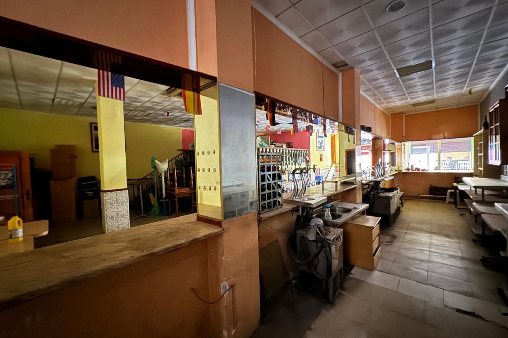 Revente - Commercial Unit - Torrevieja - Playa del Cura