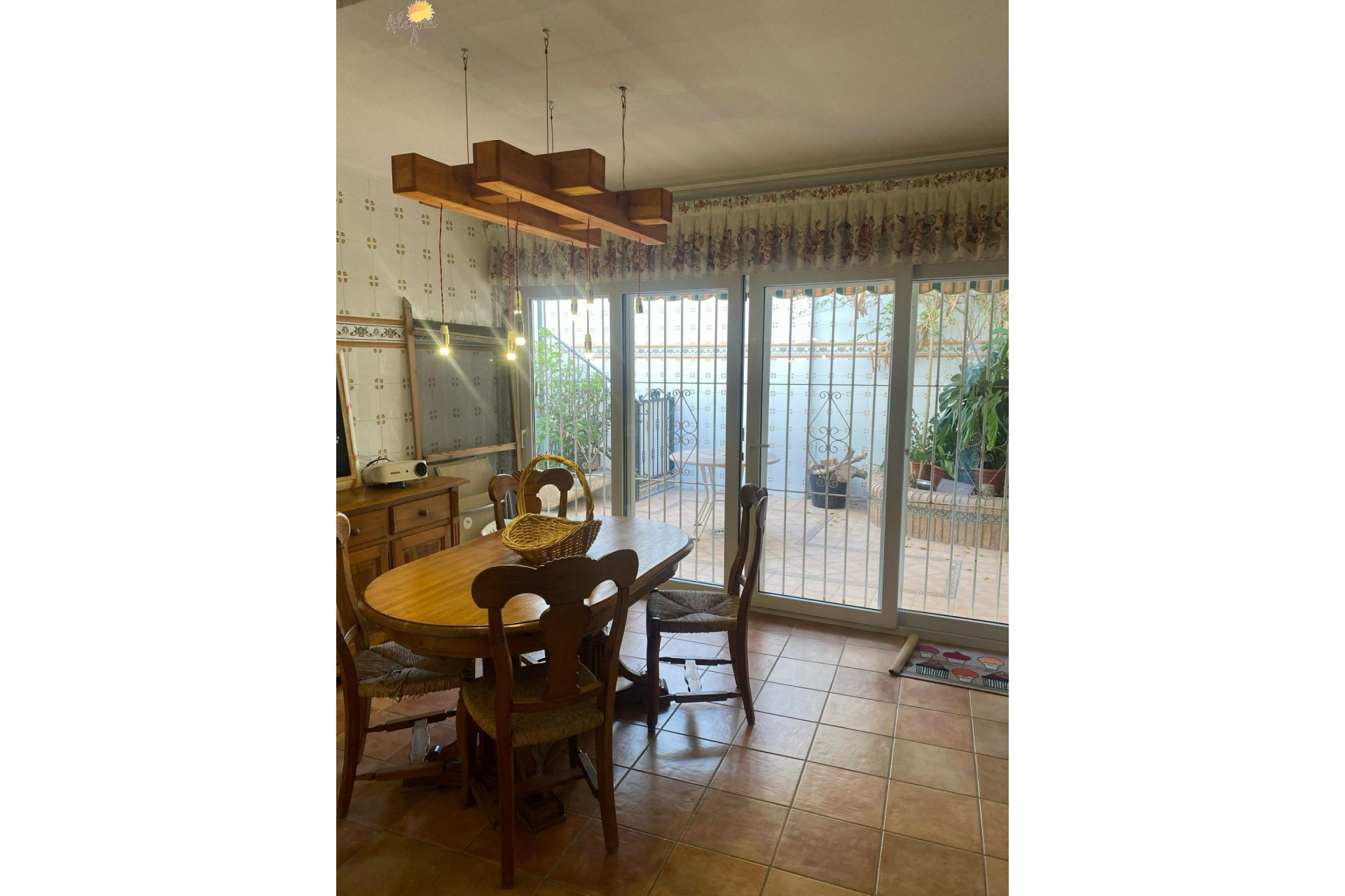 Revente - Commercial Unit - Torrevieja