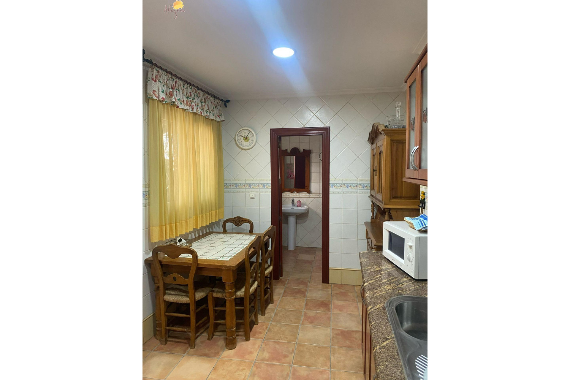 Revente - Commercial Unit - Torrevieja