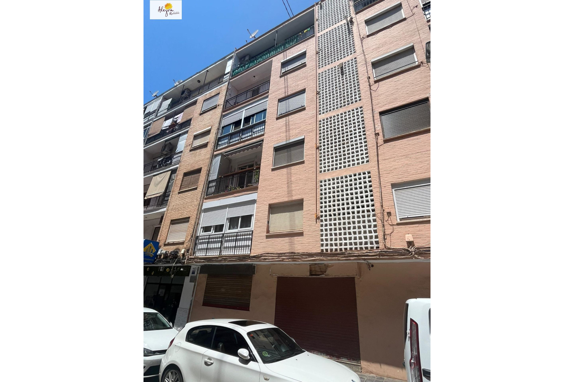 Revente - Commercial Unit - Valencia - Benicalap