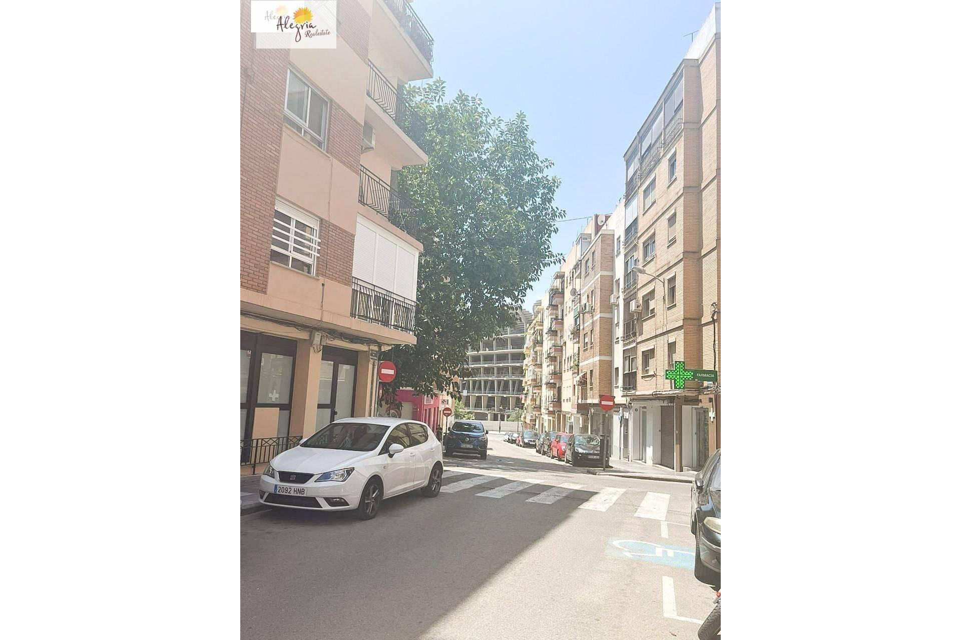 Revente - Commercial Unit - Valencia - Benicalap