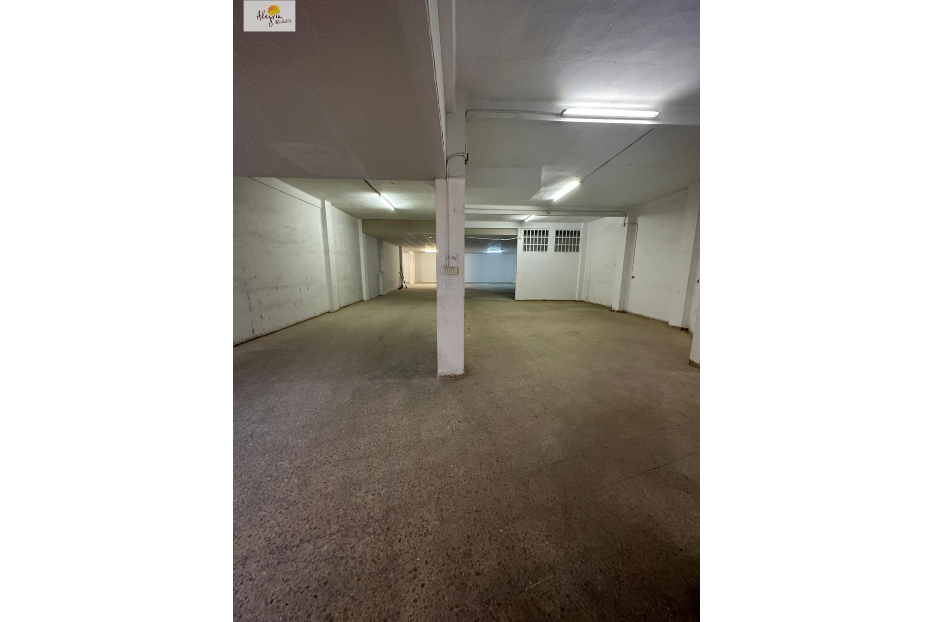 Revente - Commercial Unit - Valencia - Patraix