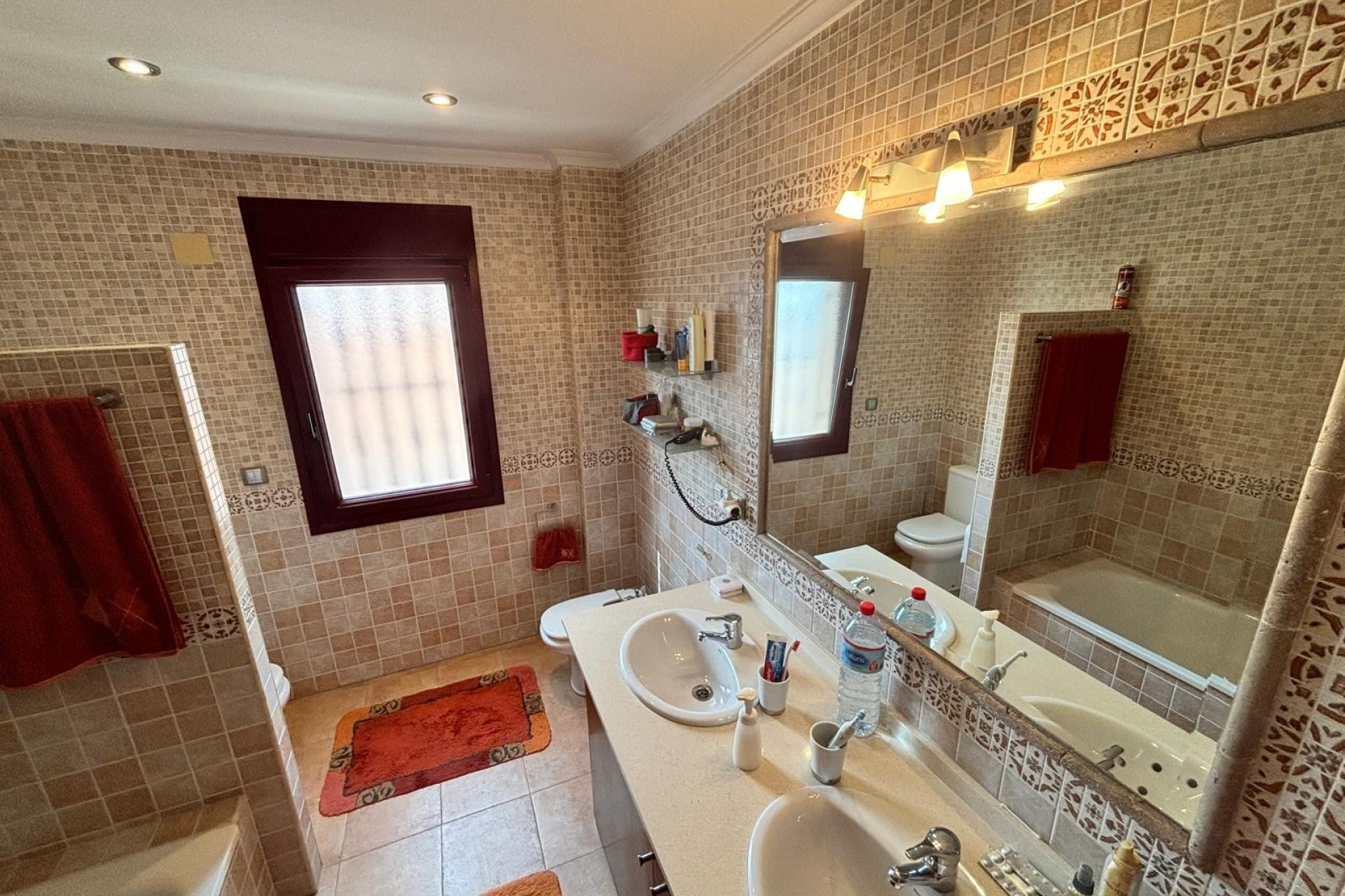 Revente - Detached House / Villa - Torrevieja