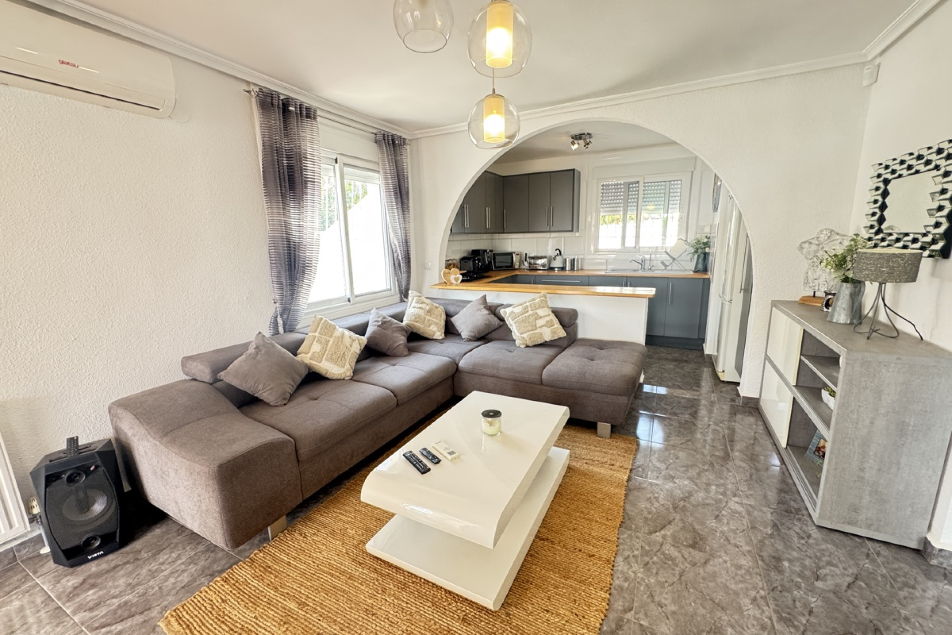 Revente - Detached Villa - Orihuela Costa - Villamartin