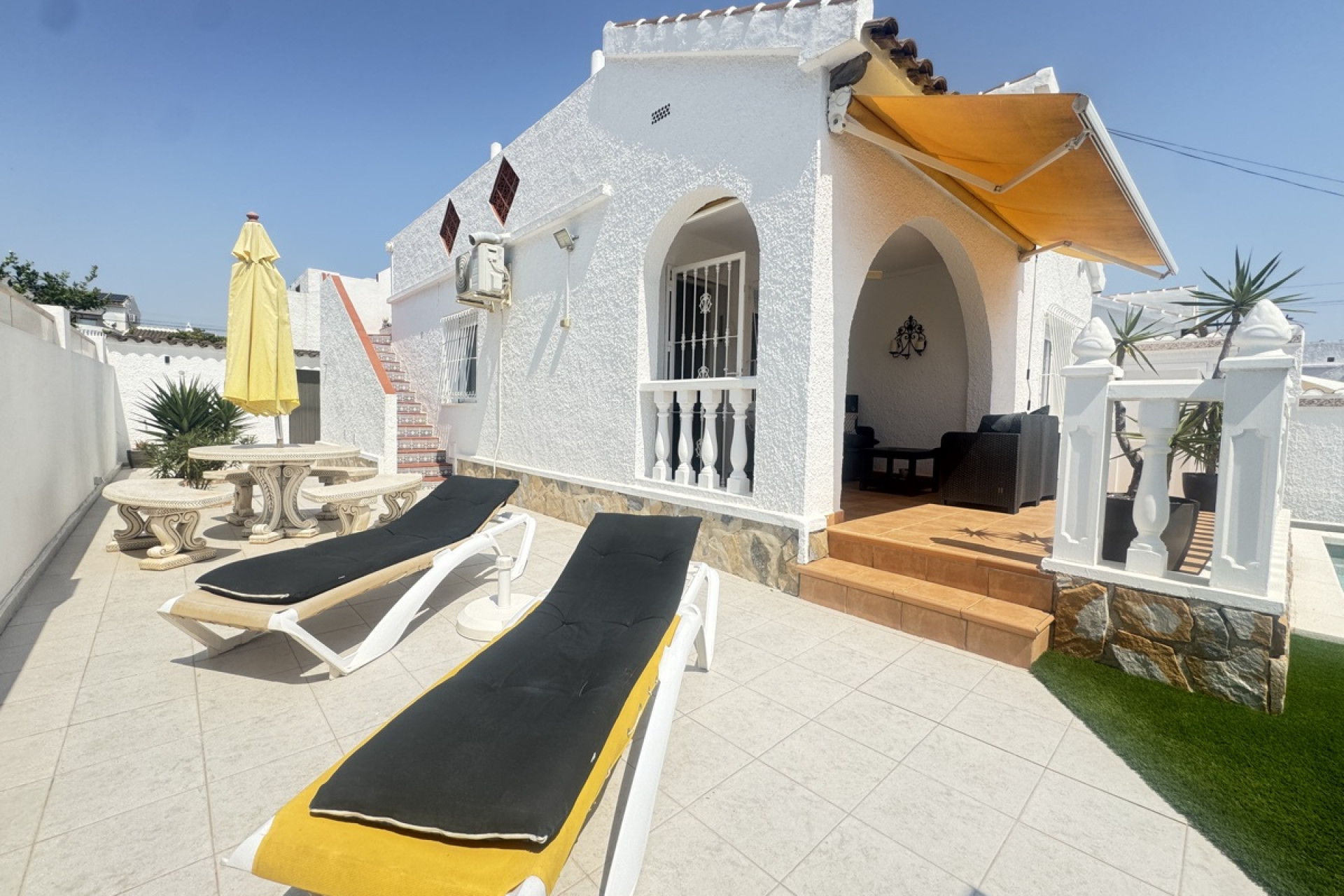 Revente - Detached Villa - Orihuela Costa - Villamartin
