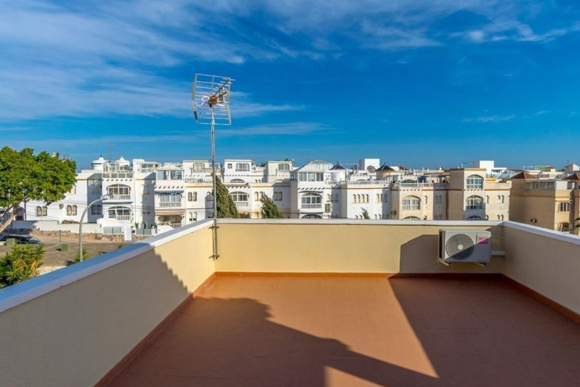 Revente - Detached Villa - Orihuela Costa - Villamartin