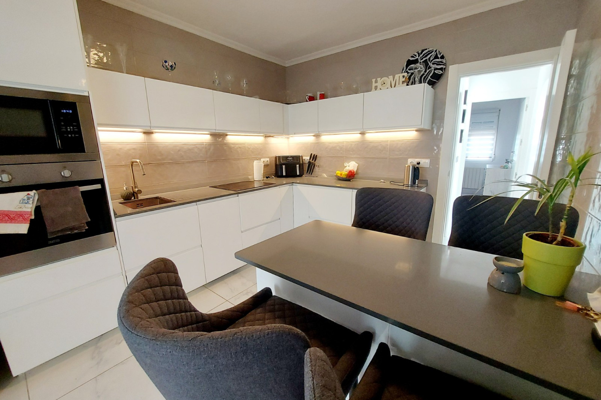 Revente - Detached Villa - Orihuela Costa