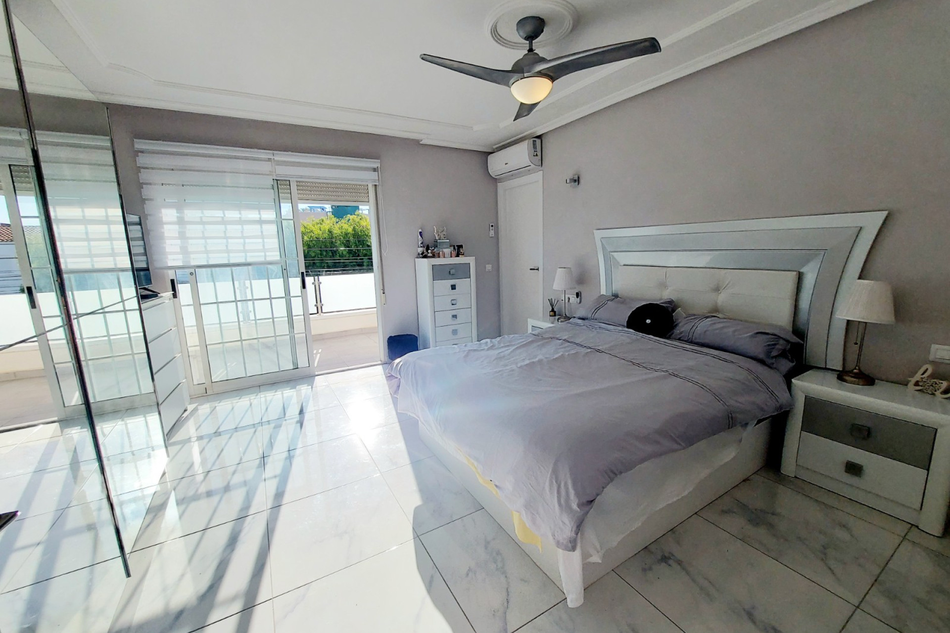 Revente - Detached Villa - Orihuela Costa