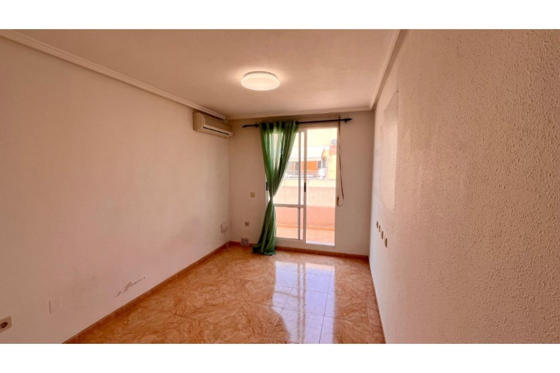 Revente - Flat - Torrevieja - Torrevieja Centro