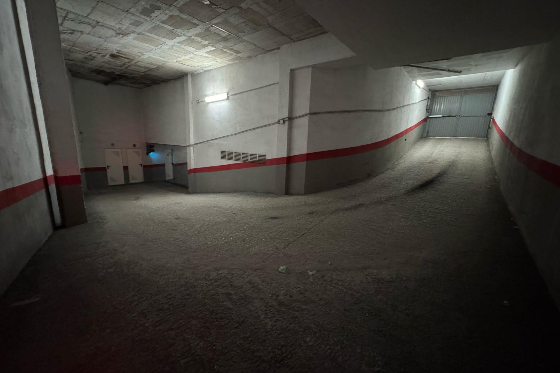 Revente - Garaje - Torrevieja - Centro