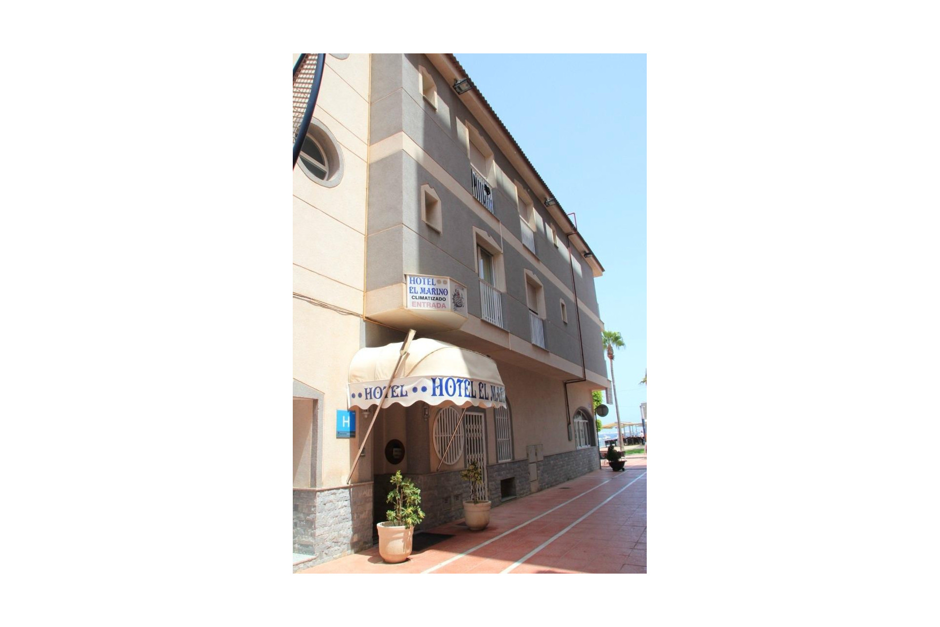 Revente - Hotel - Santiago De La Ribera - Centro