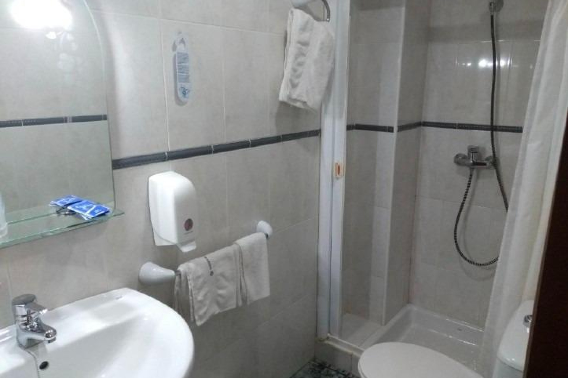 Revente - Hotel - Santiago De La Ribera - Centro