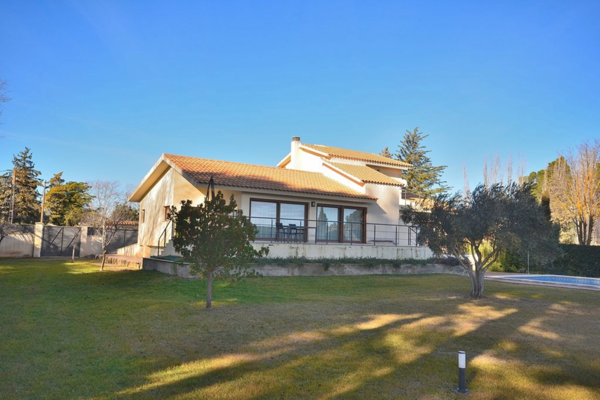 Revente - House - Albacete - Agua sol