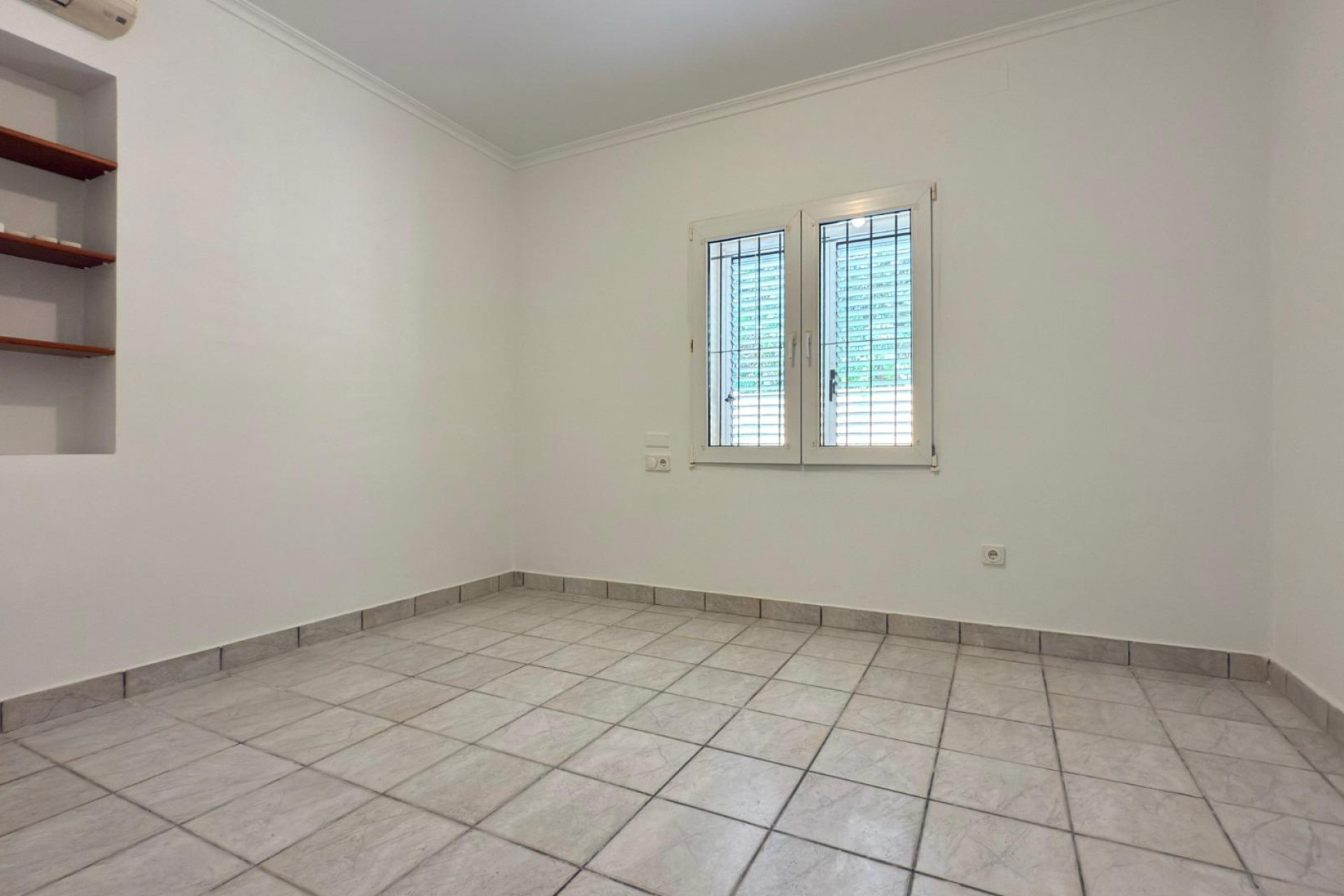 Revente - House - Alicante - Vistahermosa