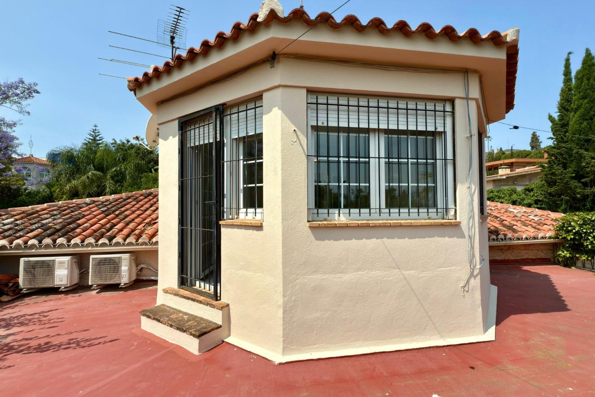 Revente - House - Alicante - Vistahermosa