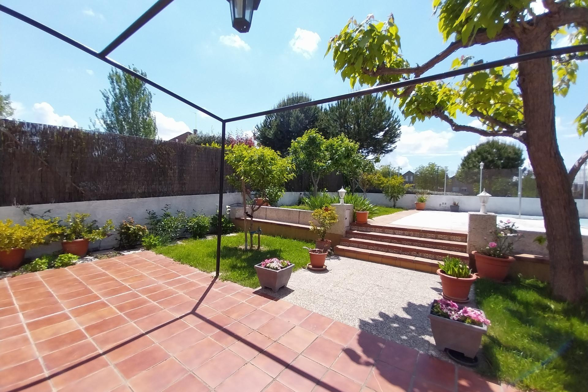 Revente - House - Pozuelo de Alarcon - Zona Pueblo