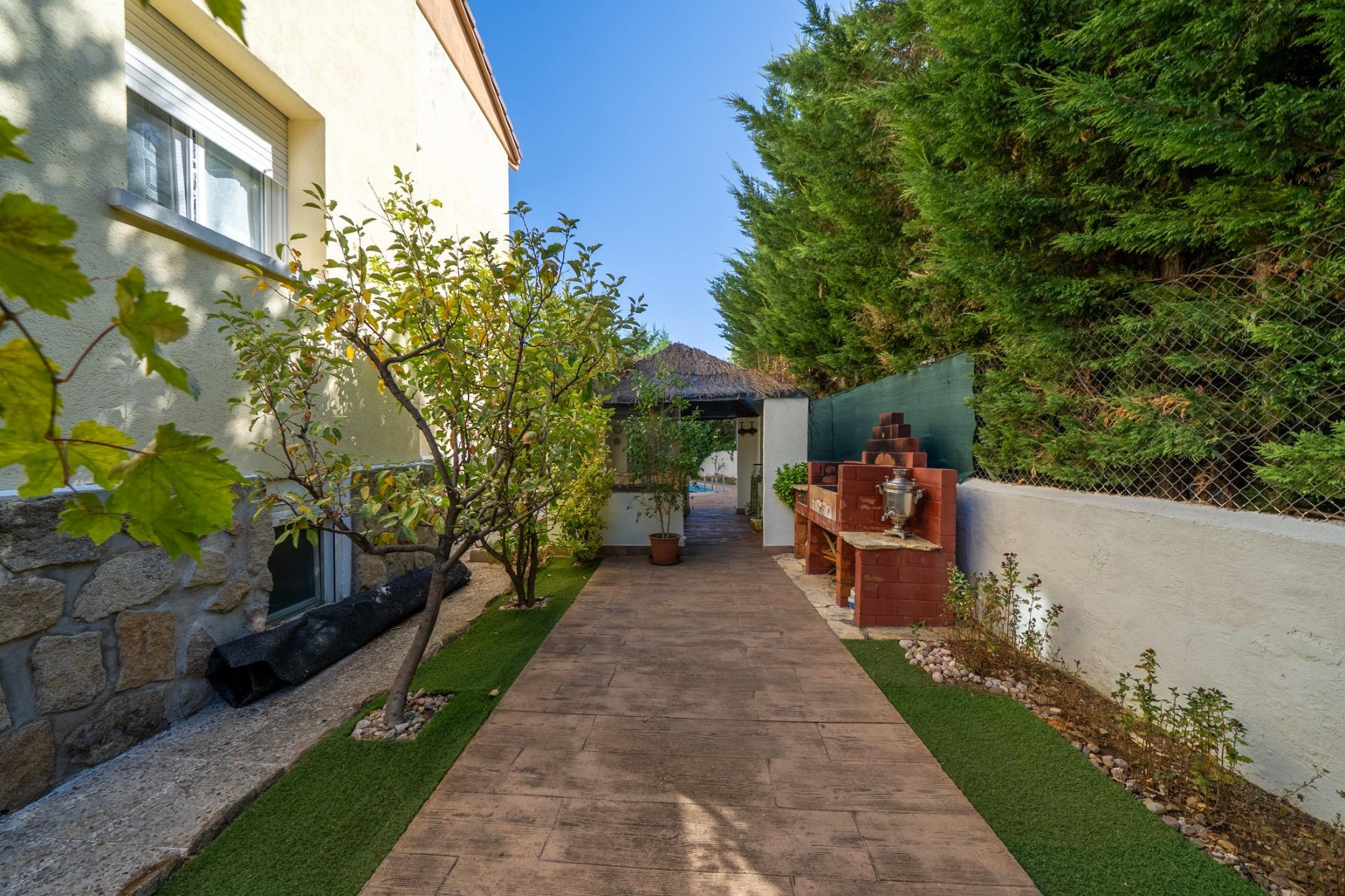 Revente - House - San Martin de Valdeiglesias - Garnacho