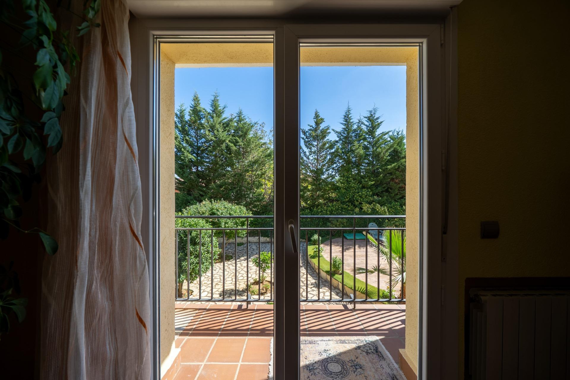 Revente - House - San Martin de Valdeiglesias - Garnacho