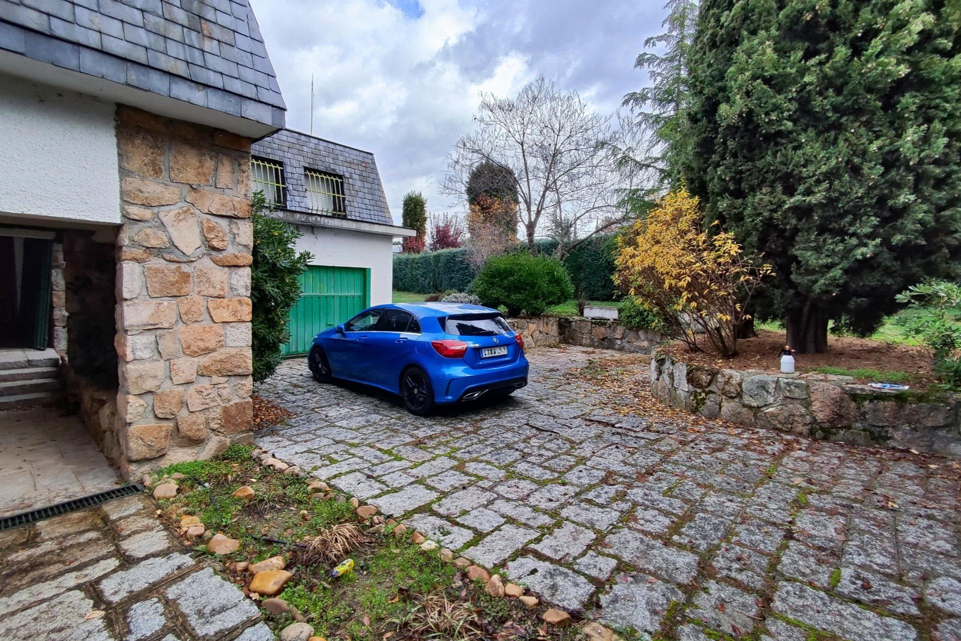 Revente - House - Soto del Real - Jardin del soto