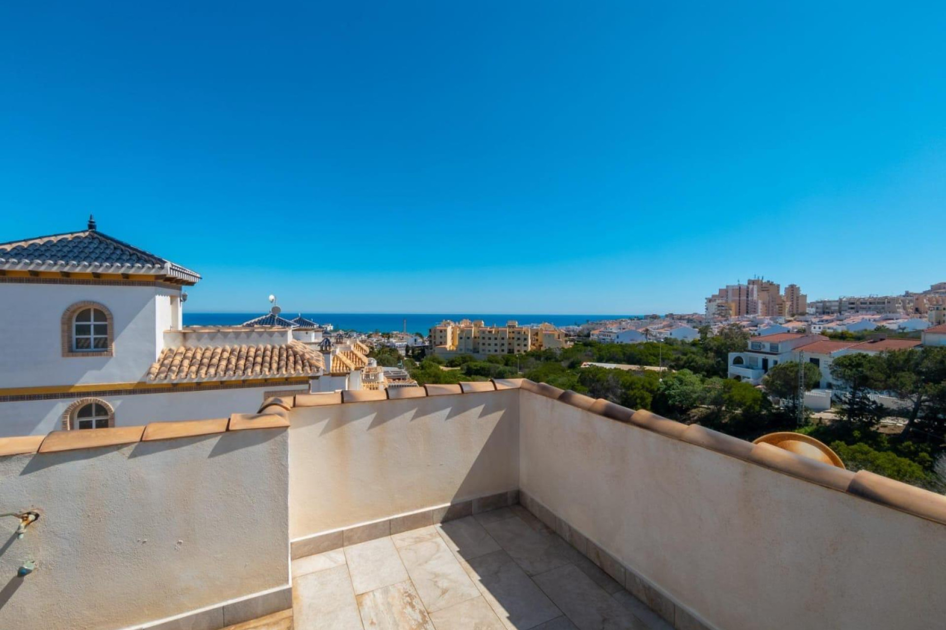 Revente - House - Torrevieja - La Mata