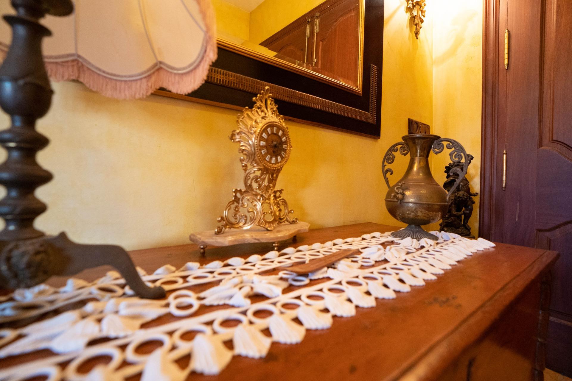 Revente - Inmueble singular - San Miguel de Salinas - CENTRO