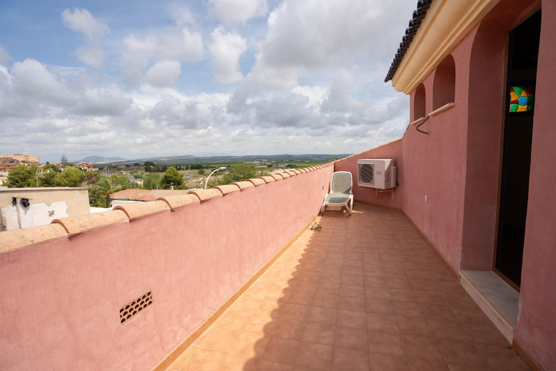 Revente - Inmueble singular - San Miguel de Salinas - CENTRO