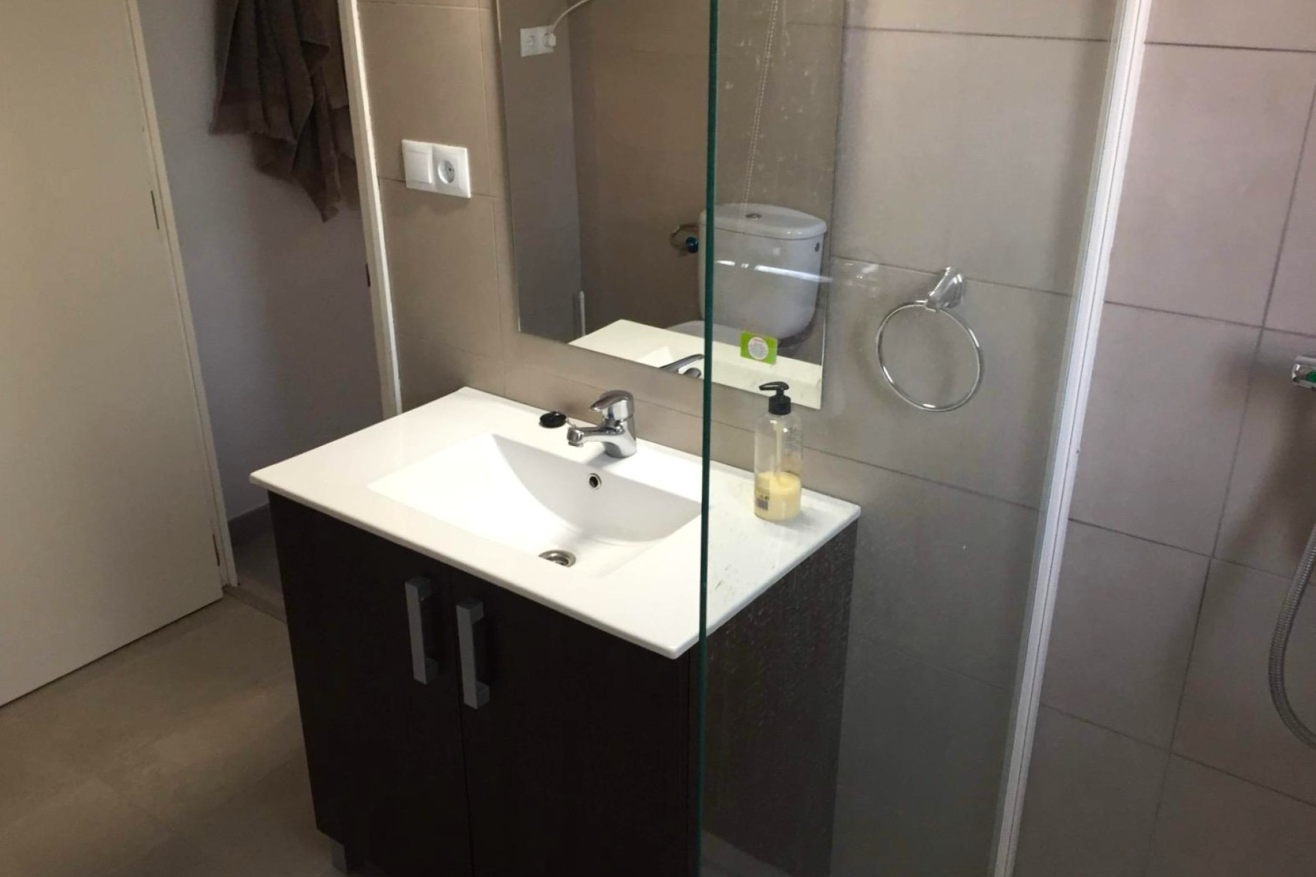 Revente - local - Albir - center