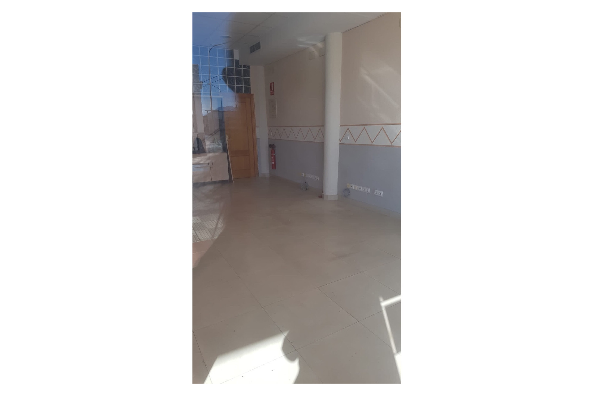 Revente - local - Bellreguard - Playa