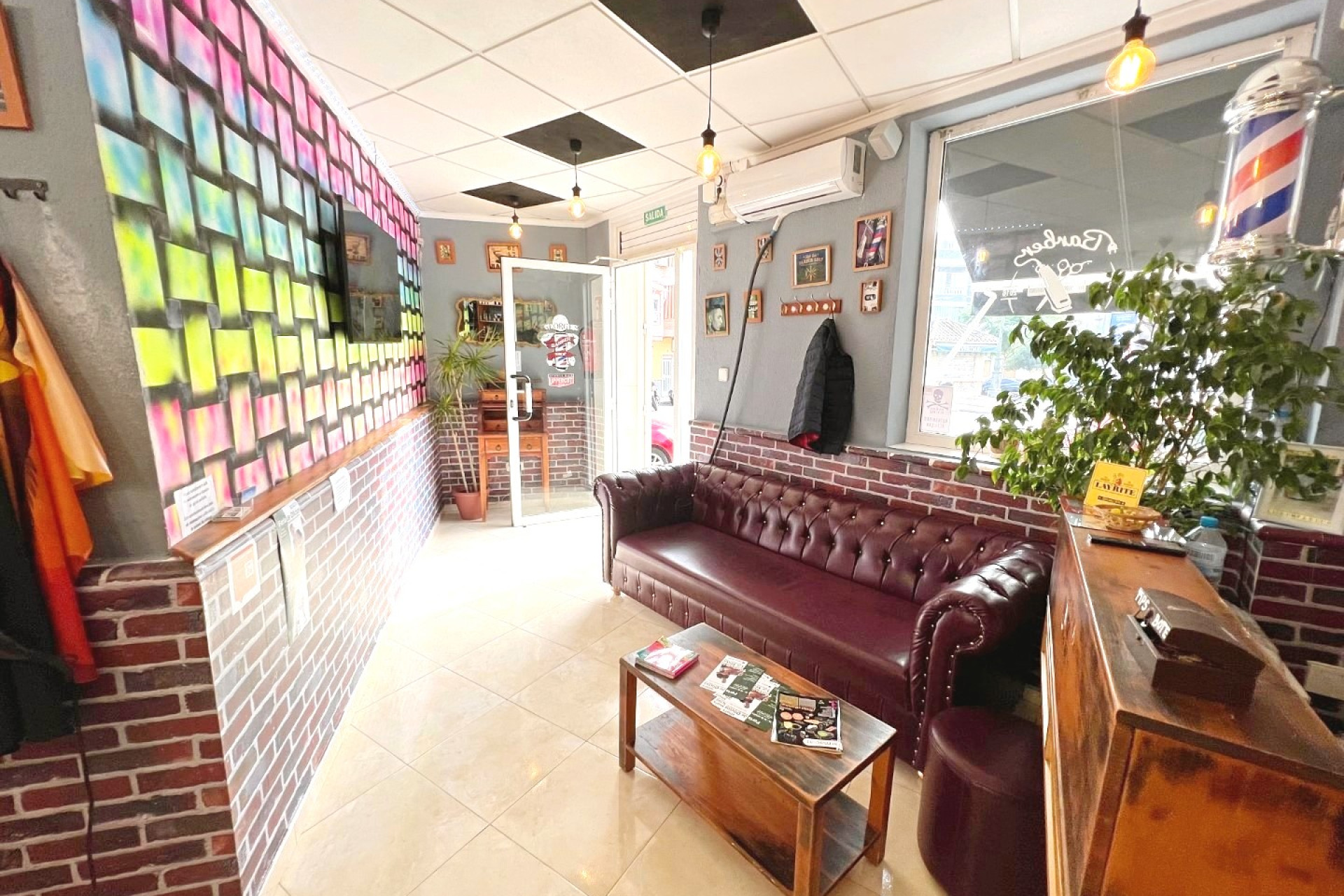 Revente - Local comercial - Guardamar del Segura