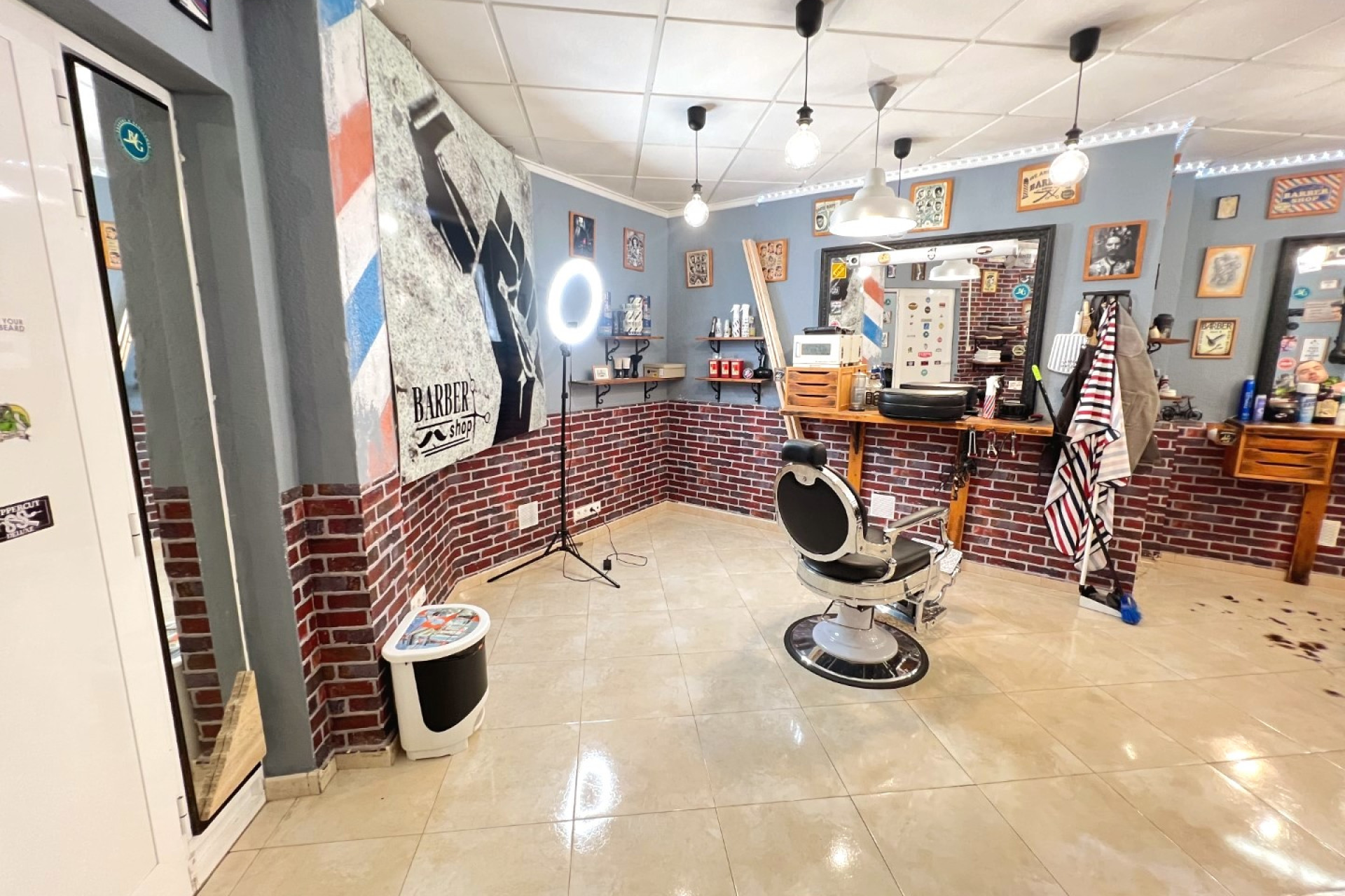 Revente - Local comercial - Guardamar del Segura