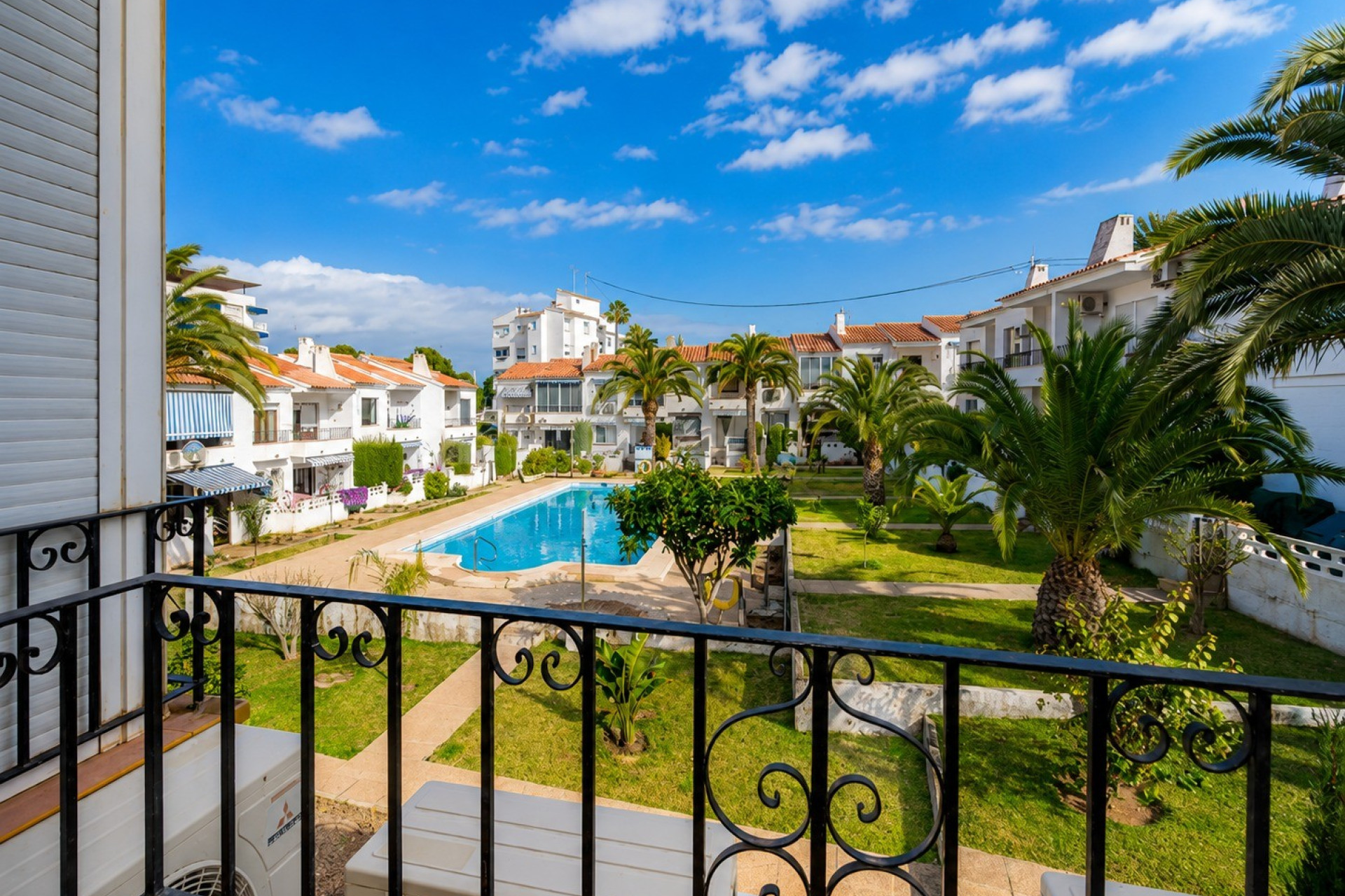 Revente - Maison de ville - Albir - center