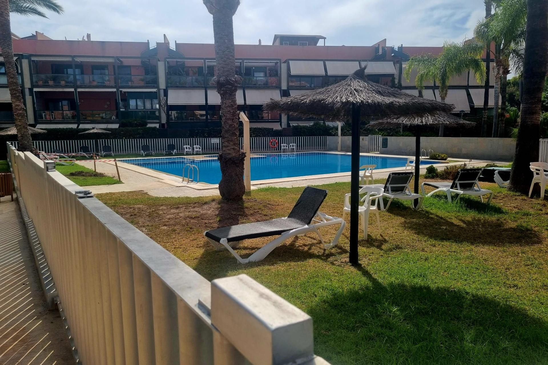 Revente - Maison de ville - Alicante - Alicante Golf