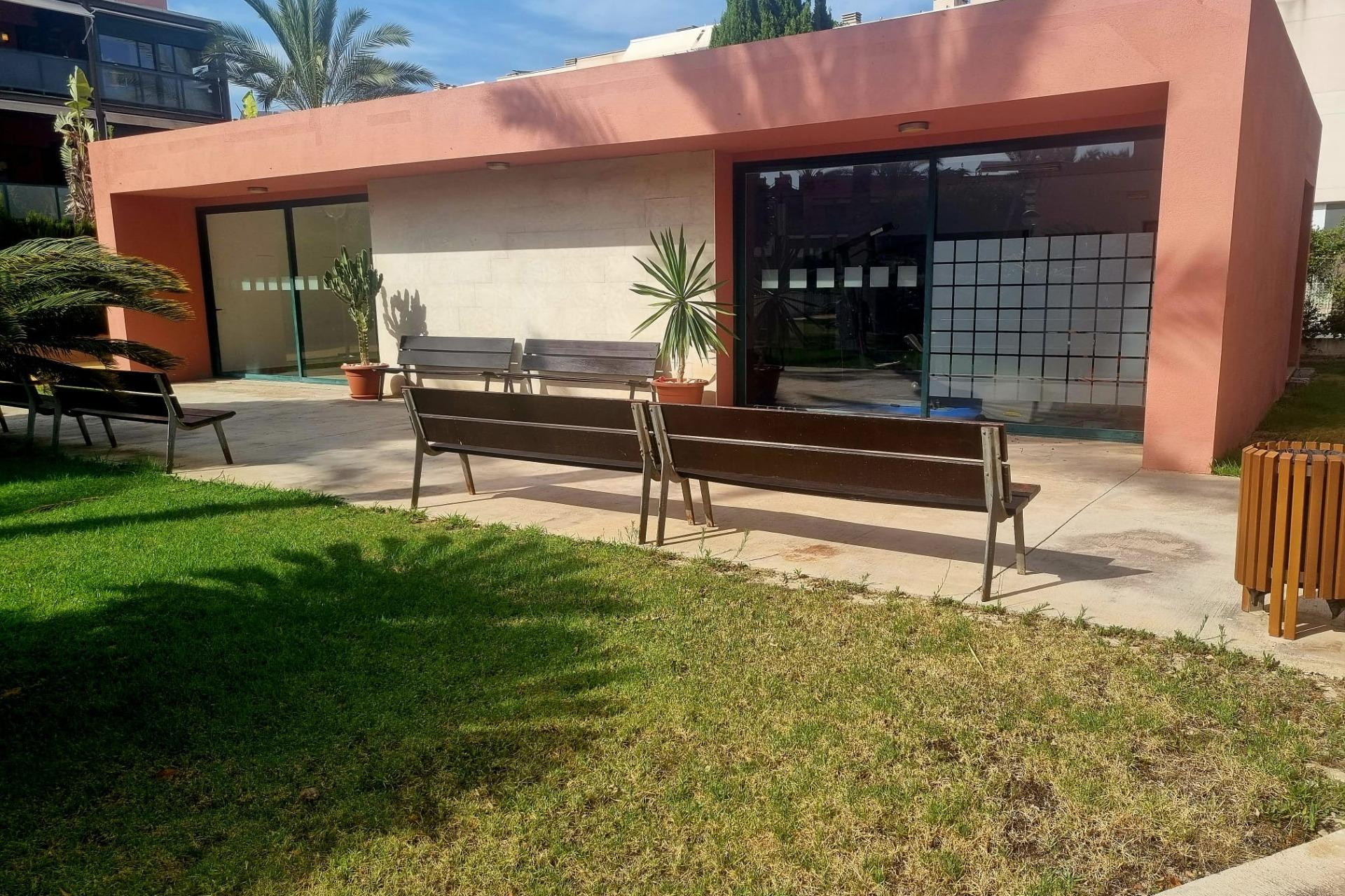 Revente - Maison de ville - Alicante - Alicante Golf